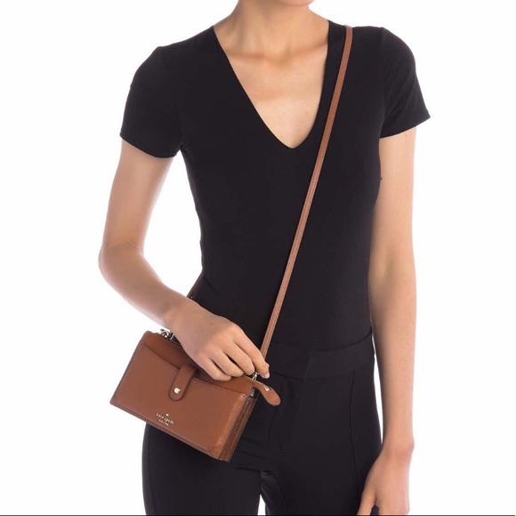 kate spade Handbags - New w/tags Kate Spade small leather purse
